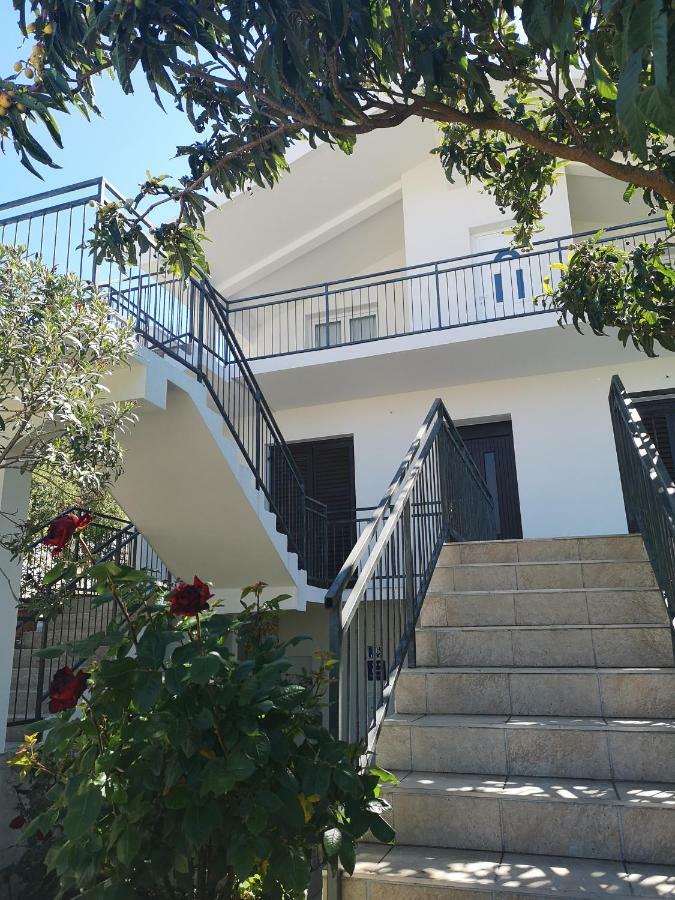 Apartman Sissy Primošten Zewnętrze zdjęcie